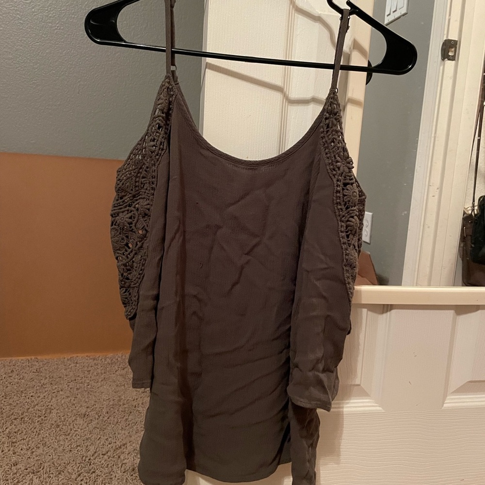 Open shoulder top